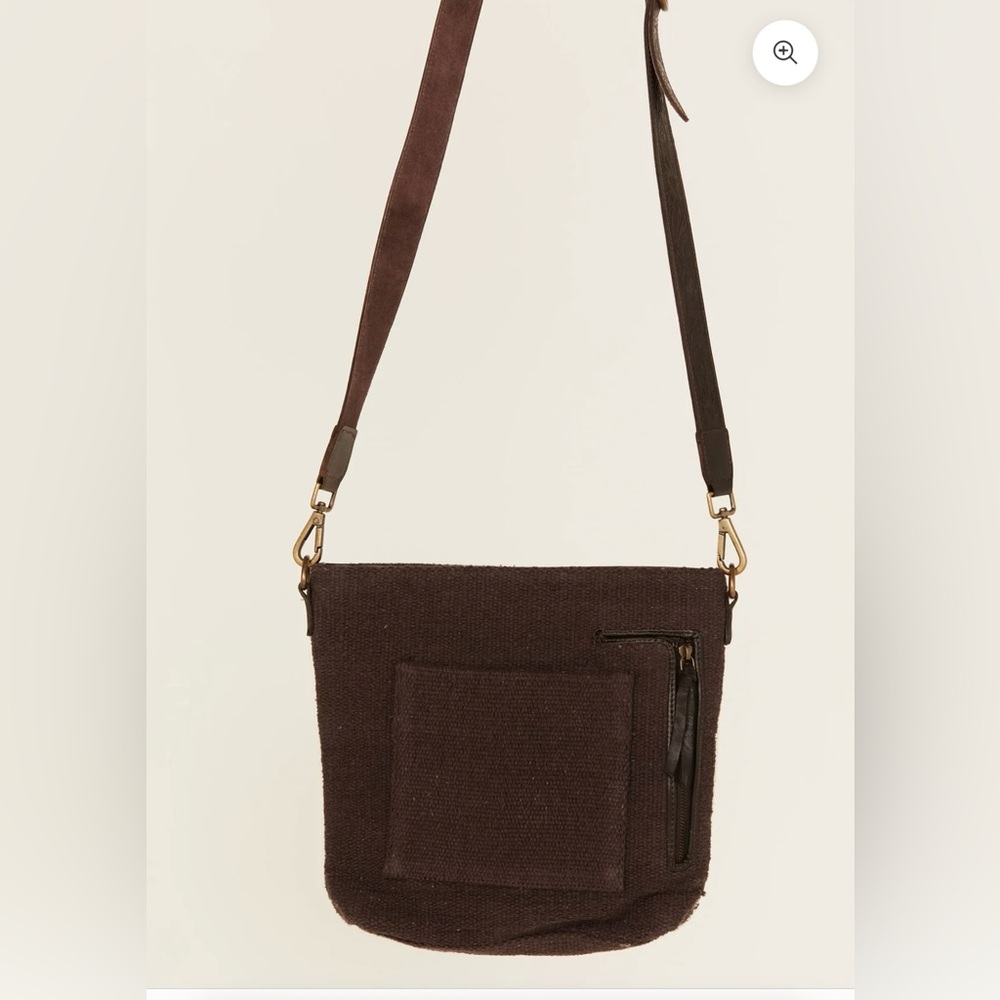 NWOT IDYLLWIND MADRONA LONGHORN WOVEN CROSSBODY BAG - Picture 2 of 10